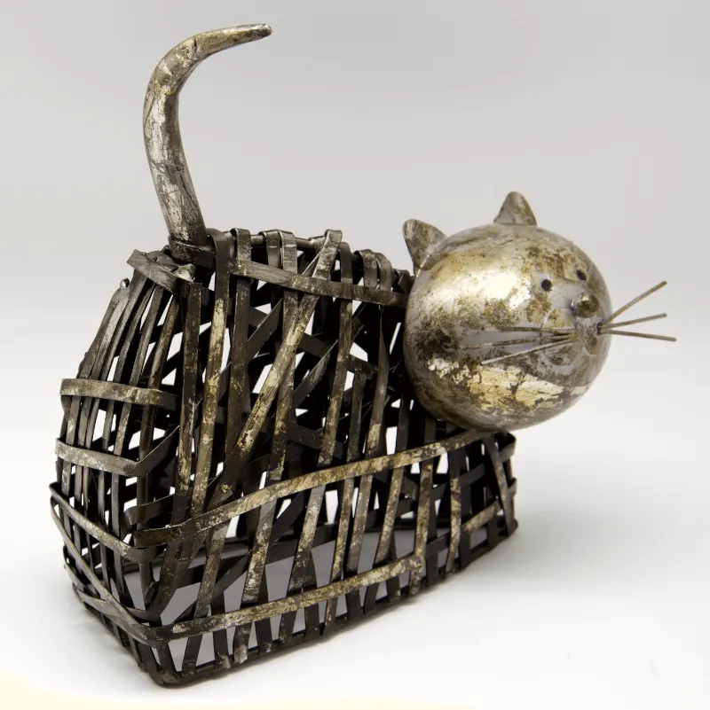 High Quality Metal Cat Statue
